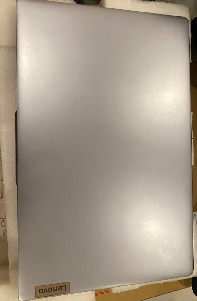Ноутбук Lenovo IdeaPad Slim 3 15IRU8