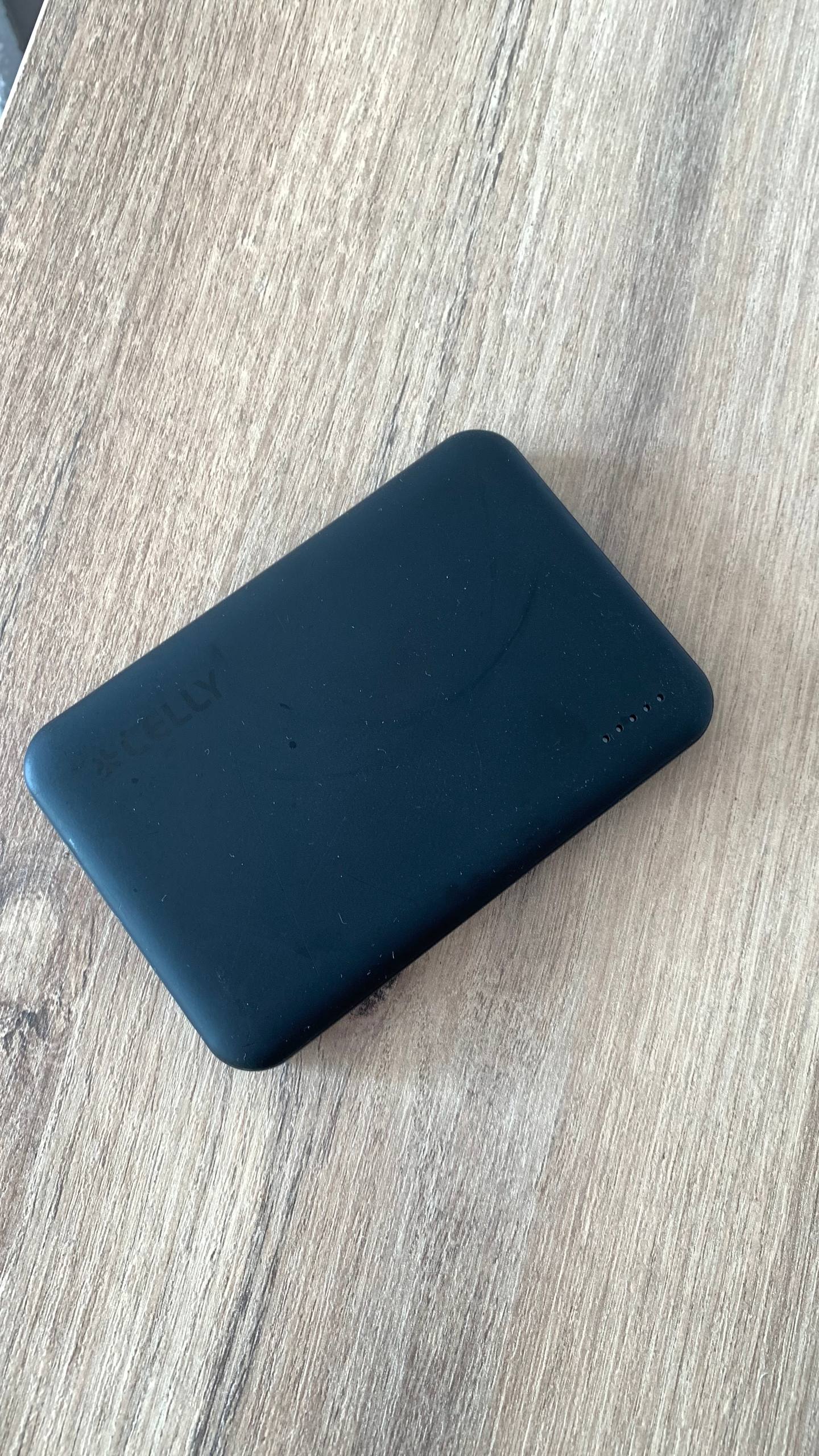 Пауэрбанк Celly MagSafe 5000 mAh