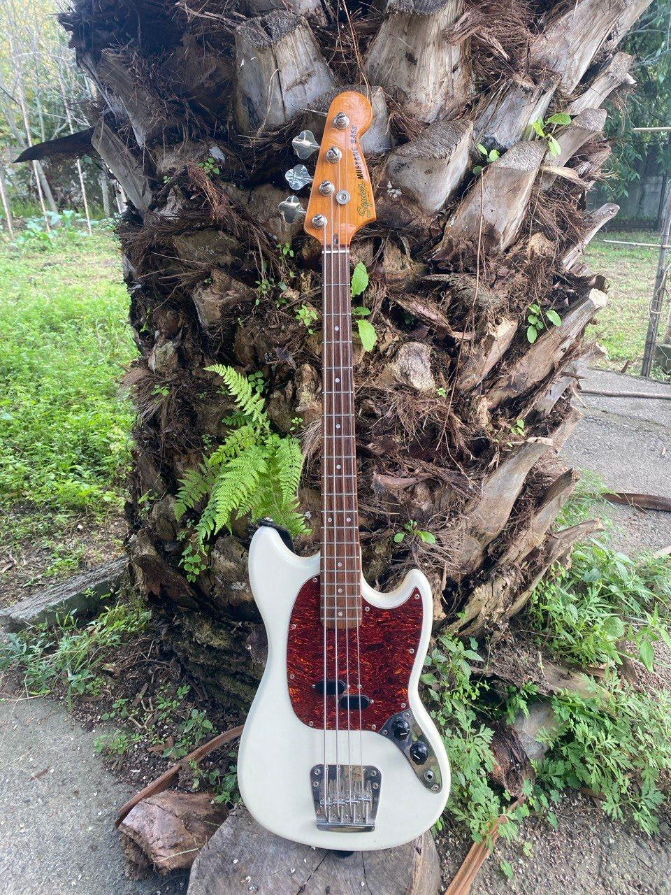 Басс-гитара Squier Classic Vibe '60s Mustang Bass