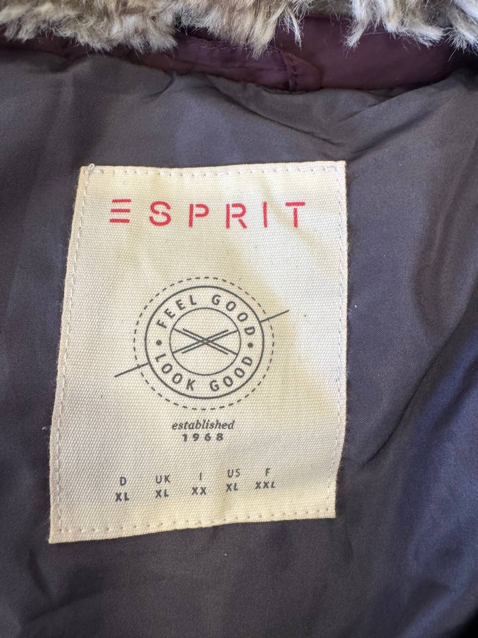 Пуховик Esprit размер XL