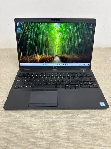 Ноутбук Dell 5500, Core i7, 16 ГБ ОЗУ, SSD 256 ГБ