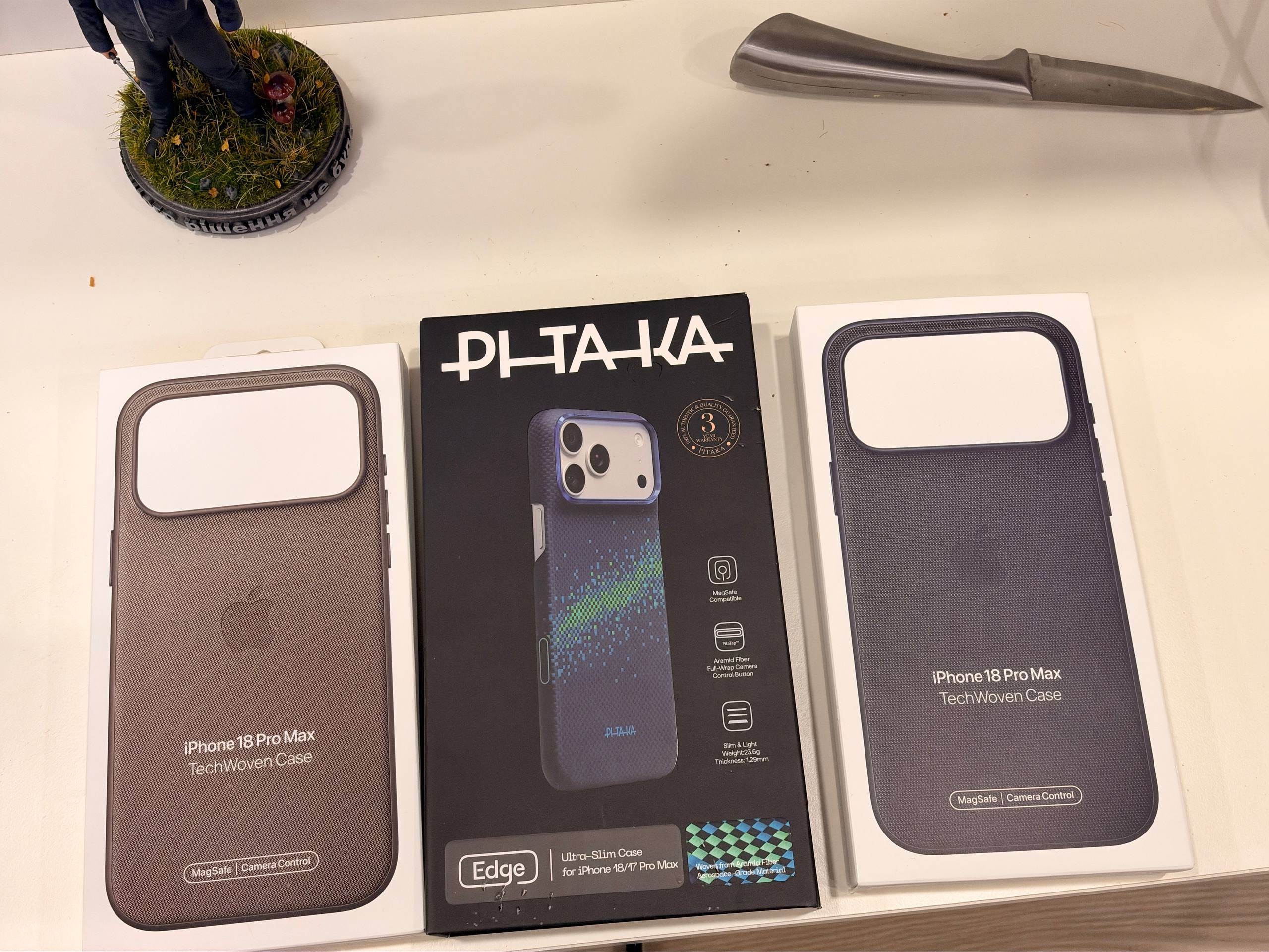 Чехлы для iPhone 18 Pro Max