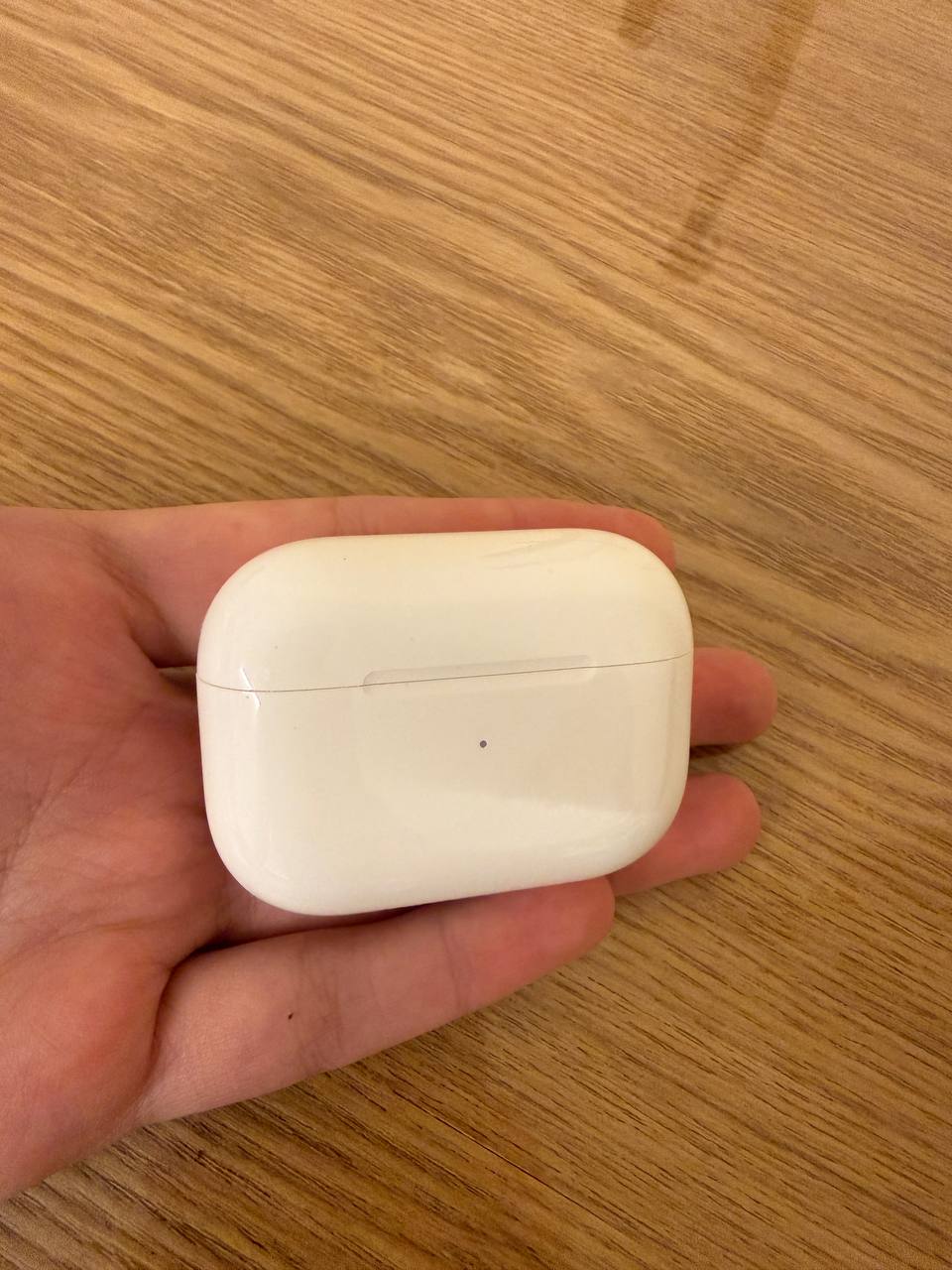 Наушники Apple AirPods (версия 6F21)