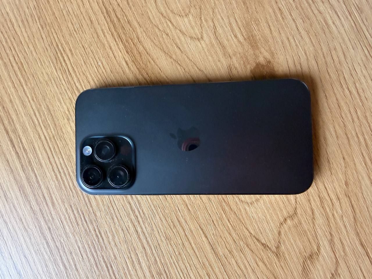 iPhone 16 Pro Max 256 ГБ
