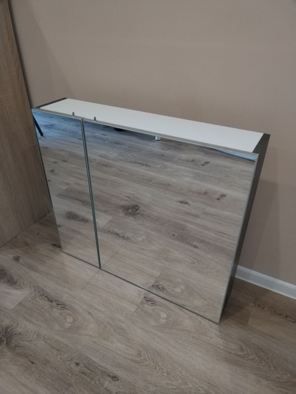 Зеркало для ванной комнаты с полками, 74×61 см