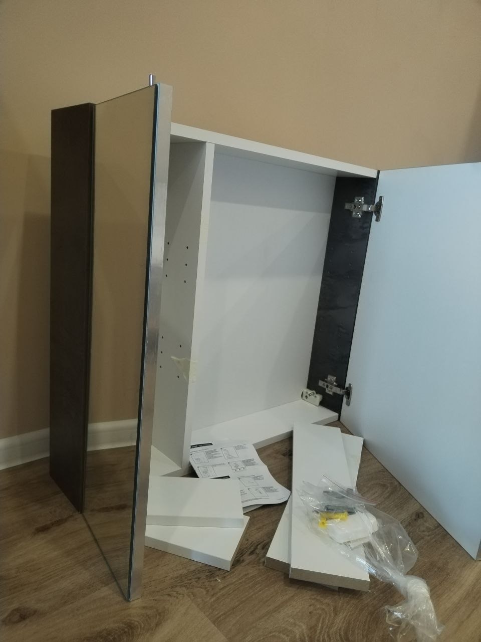 Зеркало для ванной комнаты с полками, 74×61 см