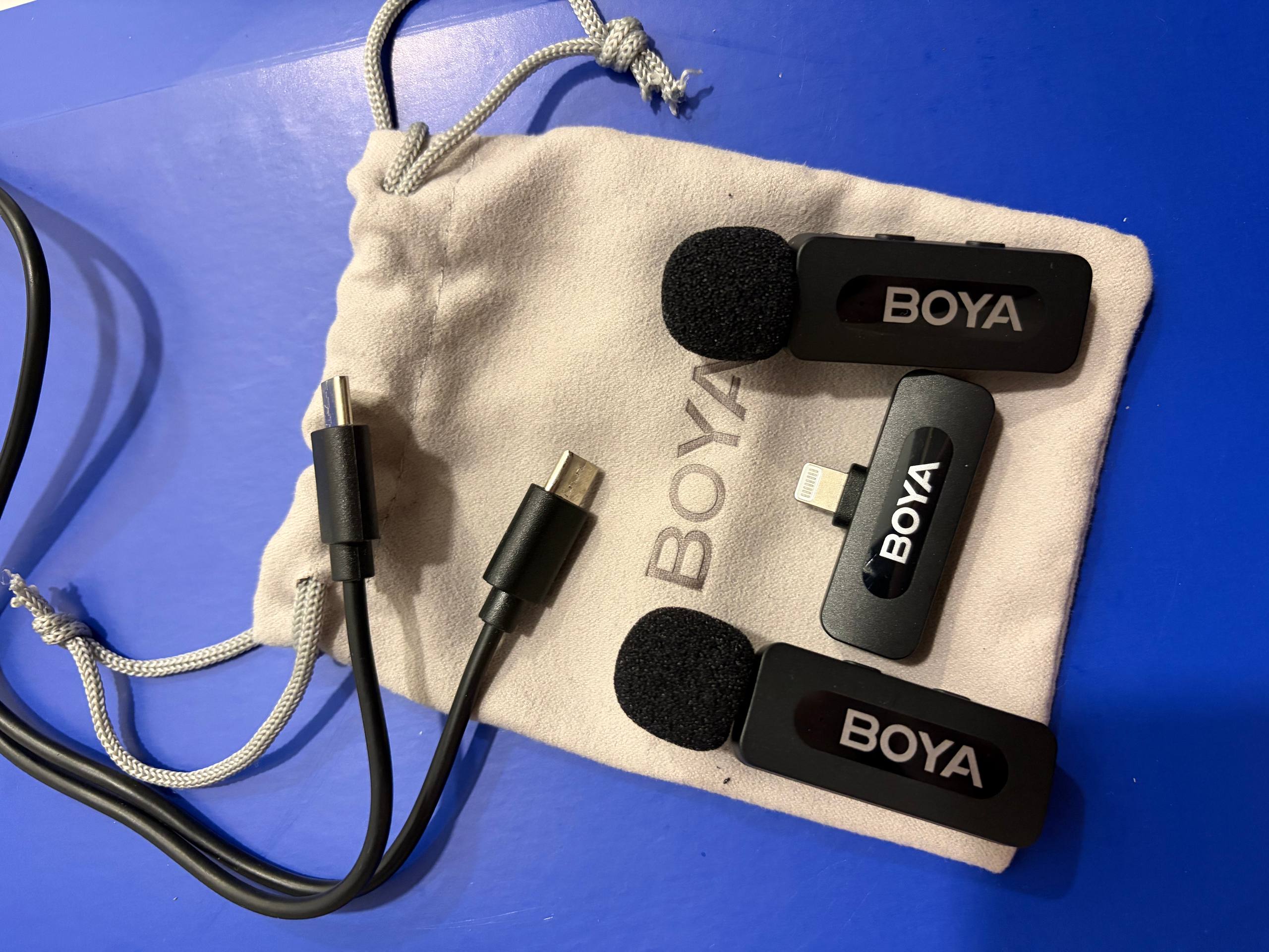 Петличный микрофон Boya с мешочком