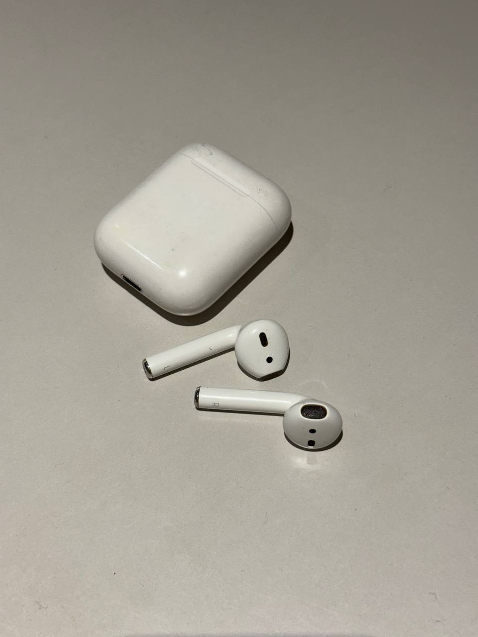 Наушники Apple AirPods 2