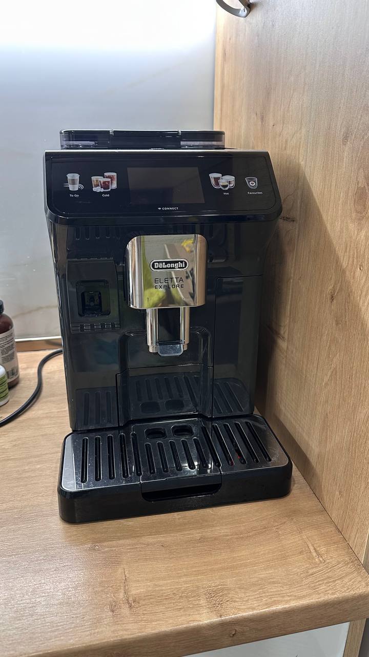 Кофемашина DeLonghi Eletta Explore ECAM450.65.S