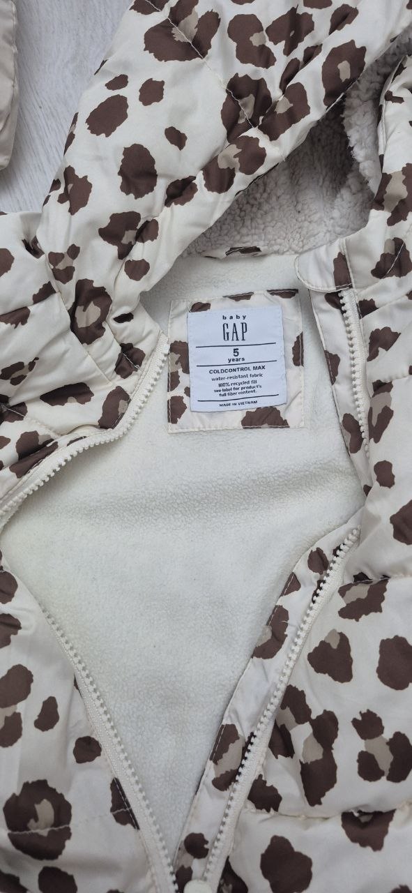 Куртка GAP 5 лет