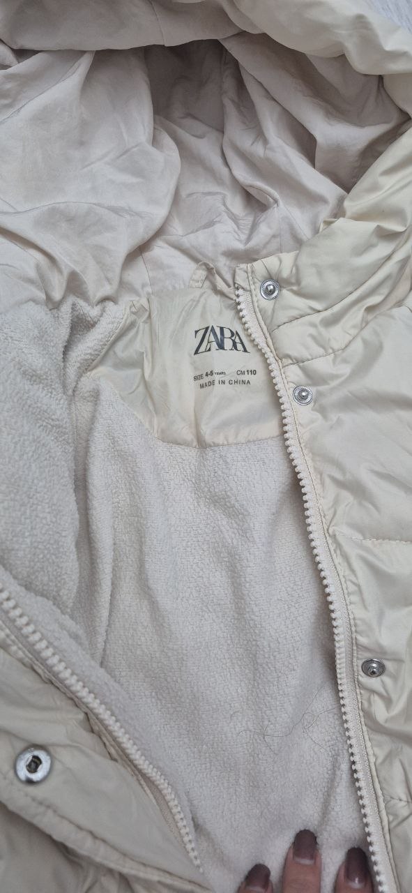 Куртка Zara 4-5 лет