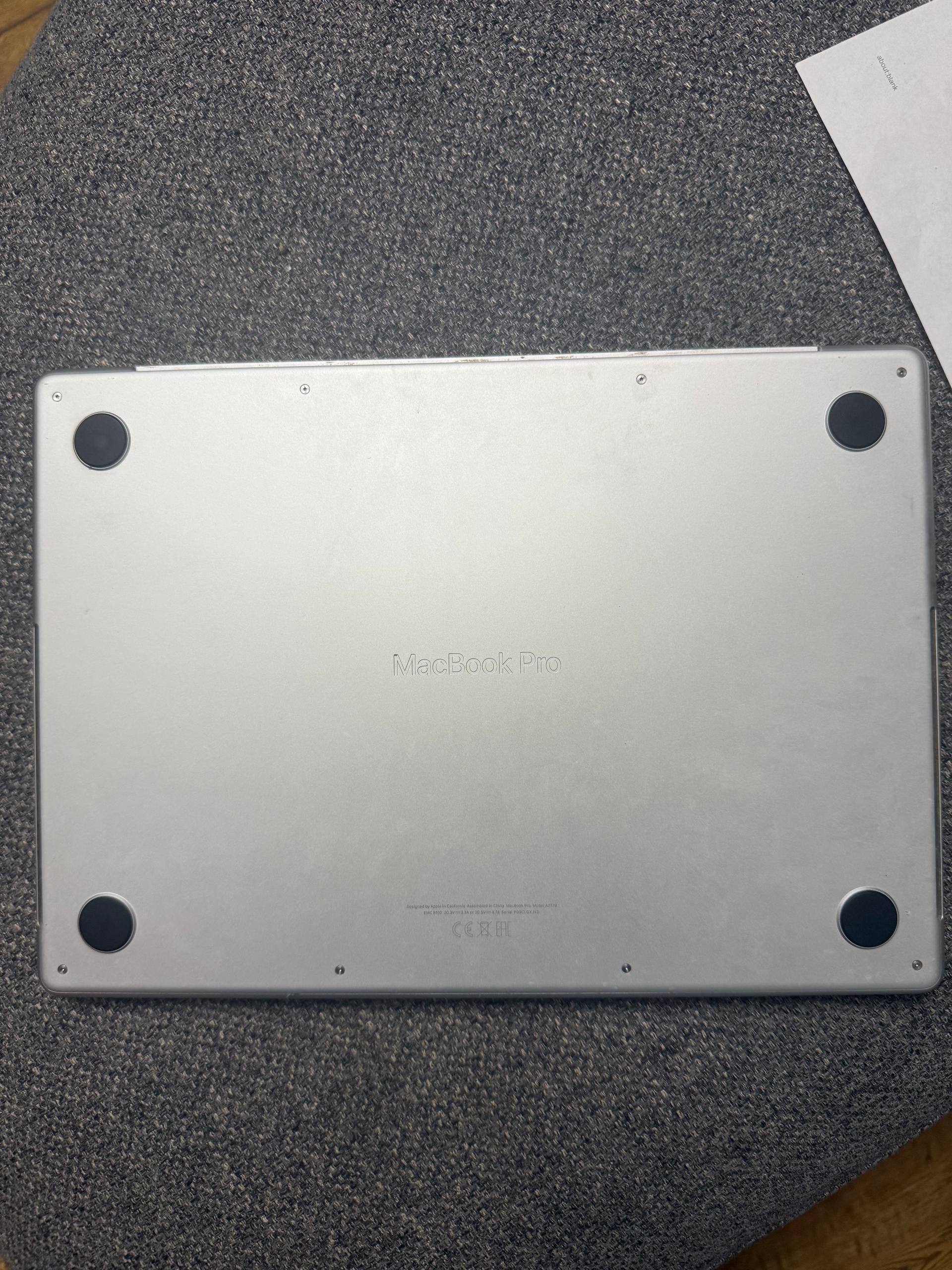 MacBook Pro M2 Pro 16/512