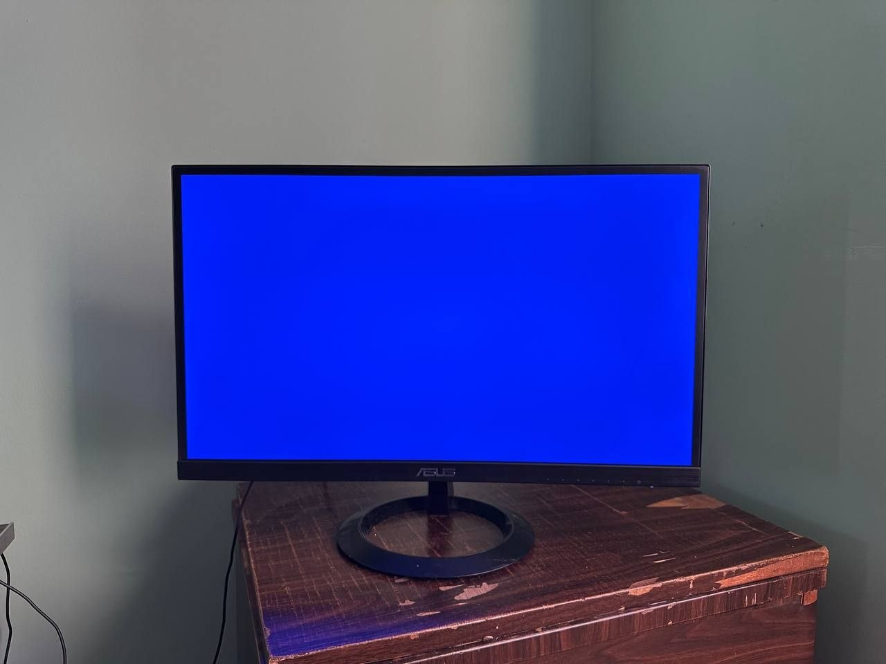 Монитор ASUS VZ239H E 24" FullHD IPS