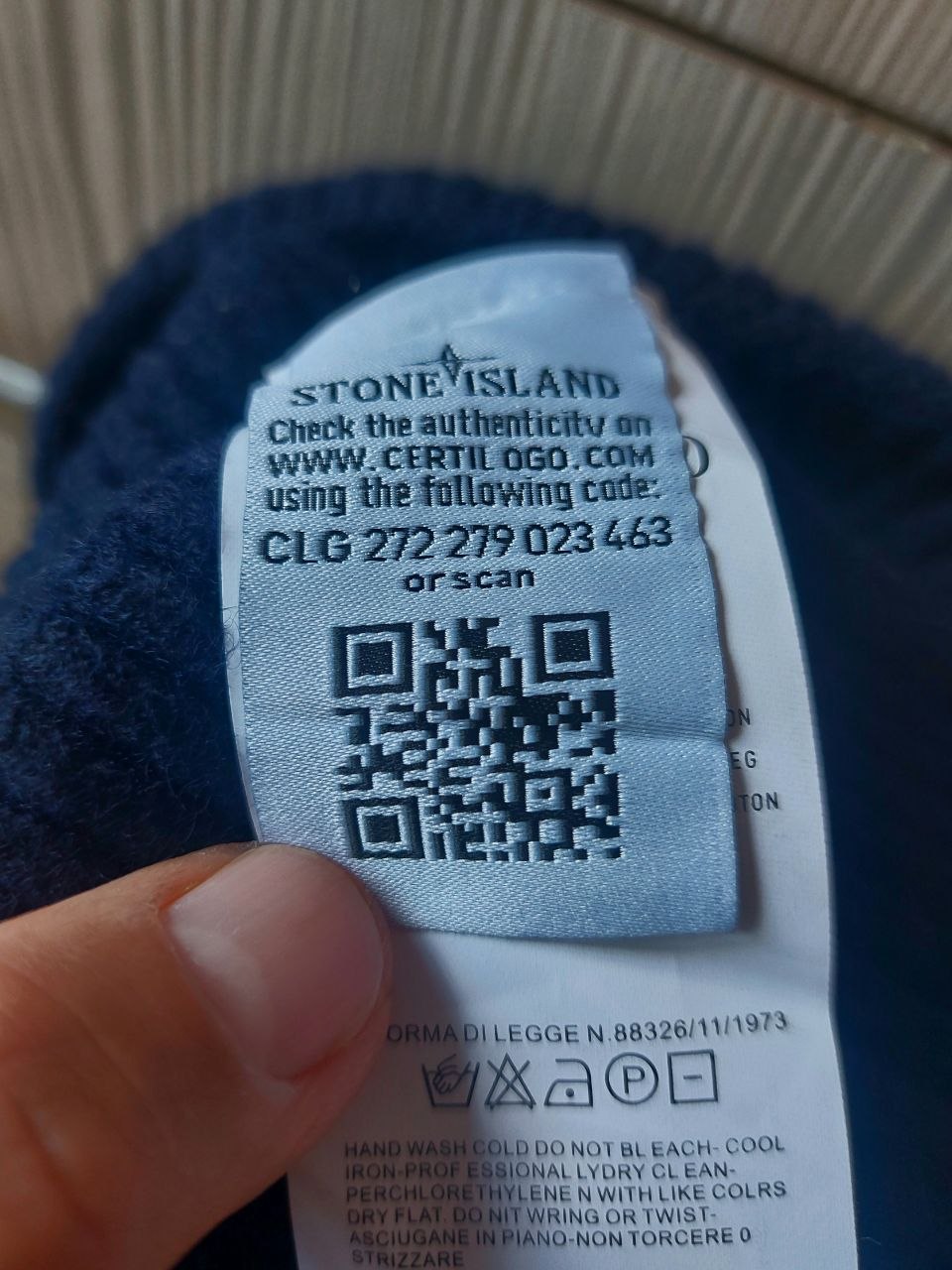 Шапка Stone Island новая оригинальная