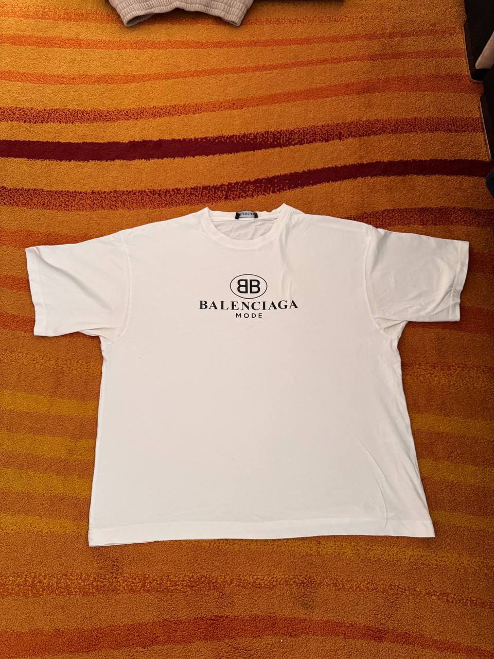 Футболка Balenciaga