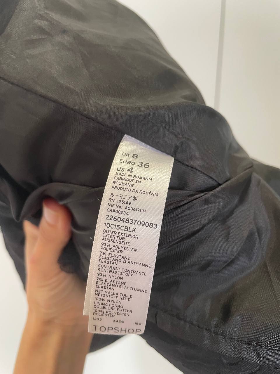 Чёрное платье Topshop с прозрачной вставкой