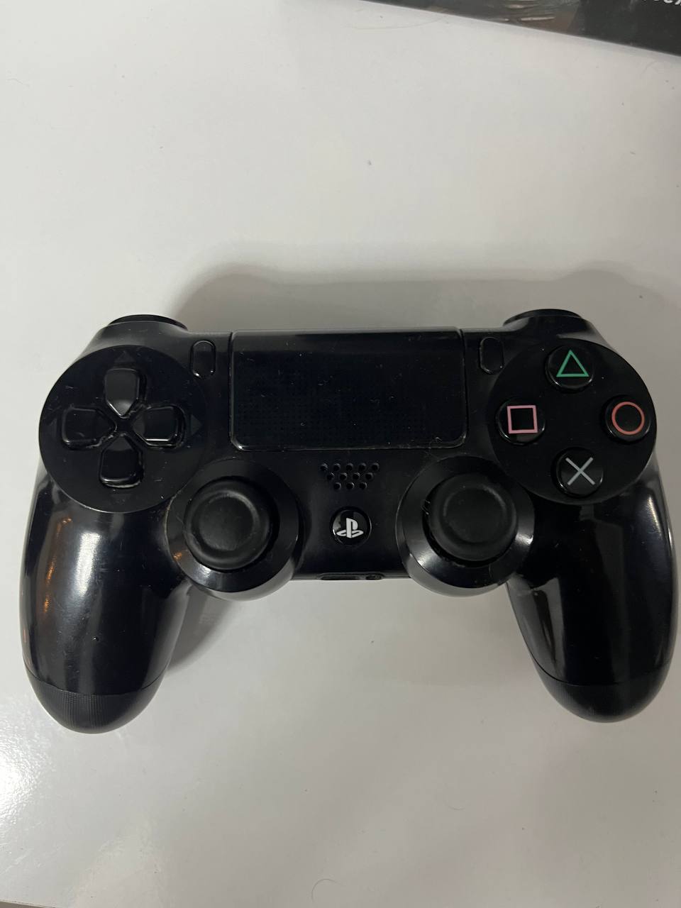 Sony DualShock 4 (оригинал)
