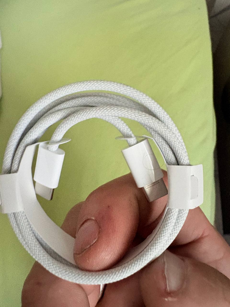 Оригинальный кабель Apple USB
