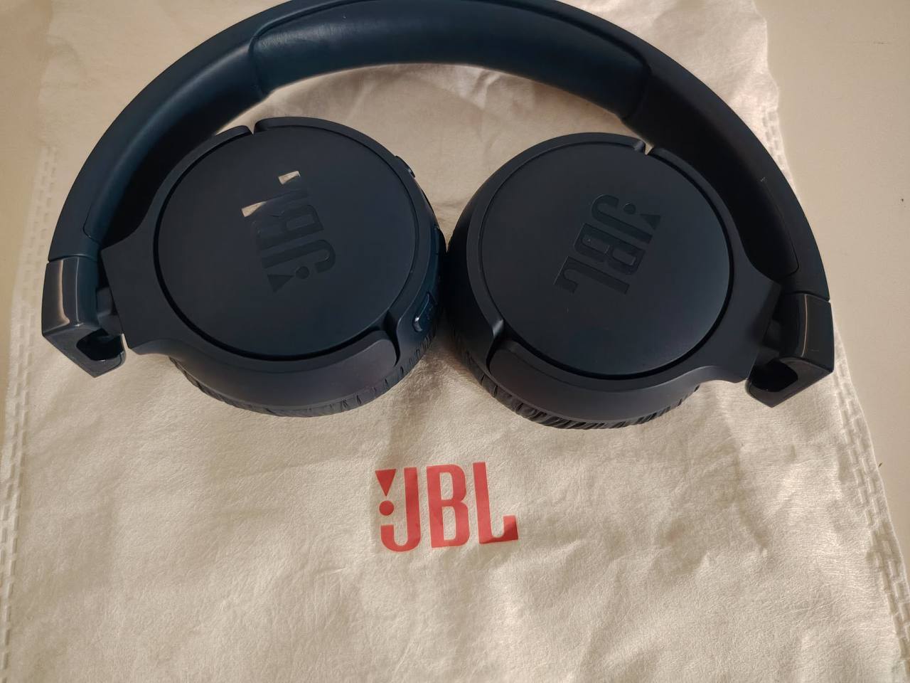 Bluetooth наушники JBL Tune 670