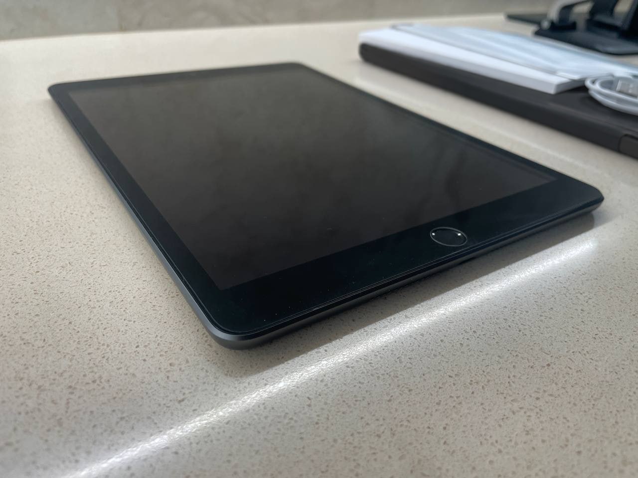 Apple iPad 9 (2021) 64 GB Space Gray Wi-Fi + Cellular