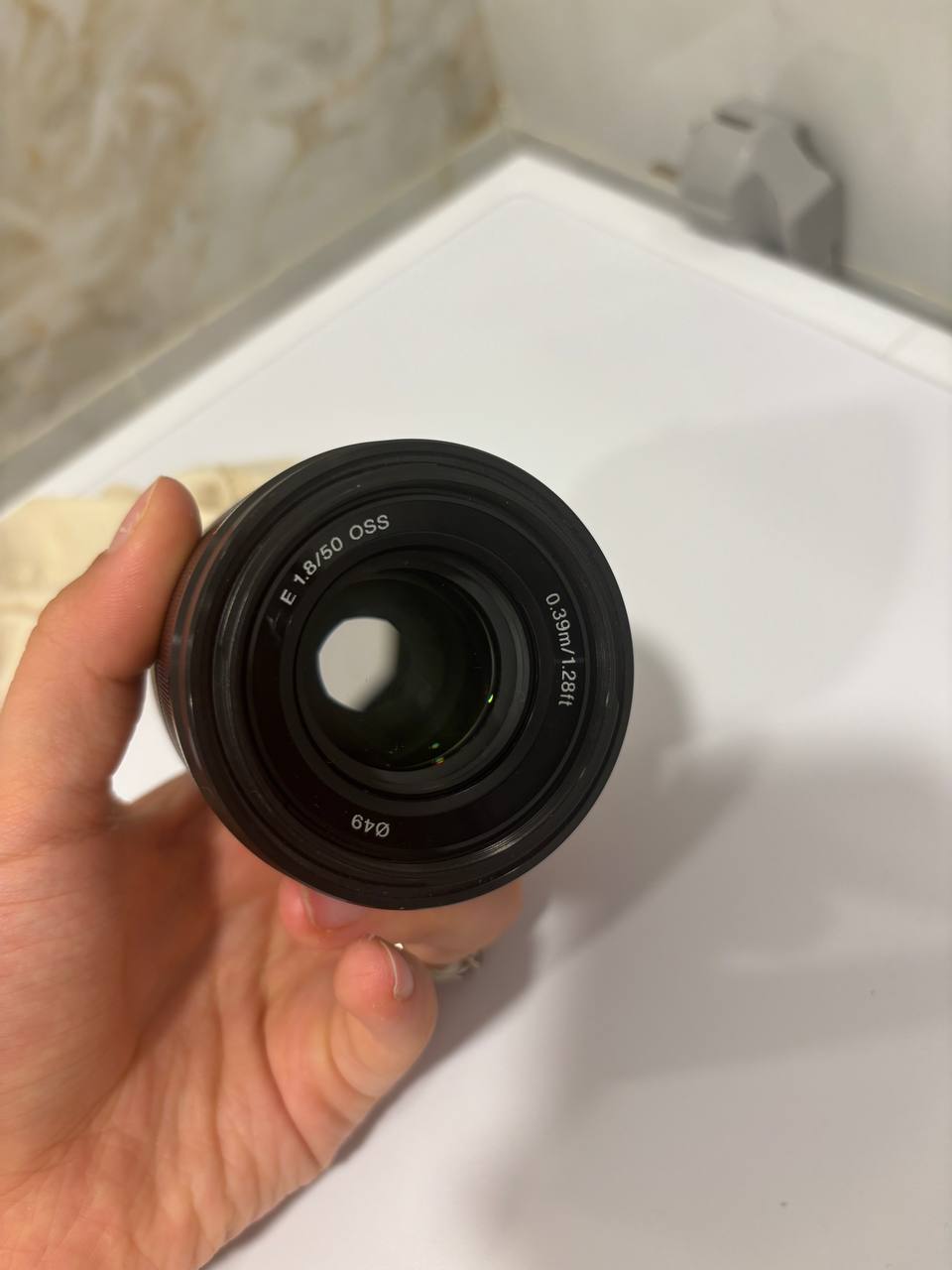 Объектив Sony E 50mm f/1.8