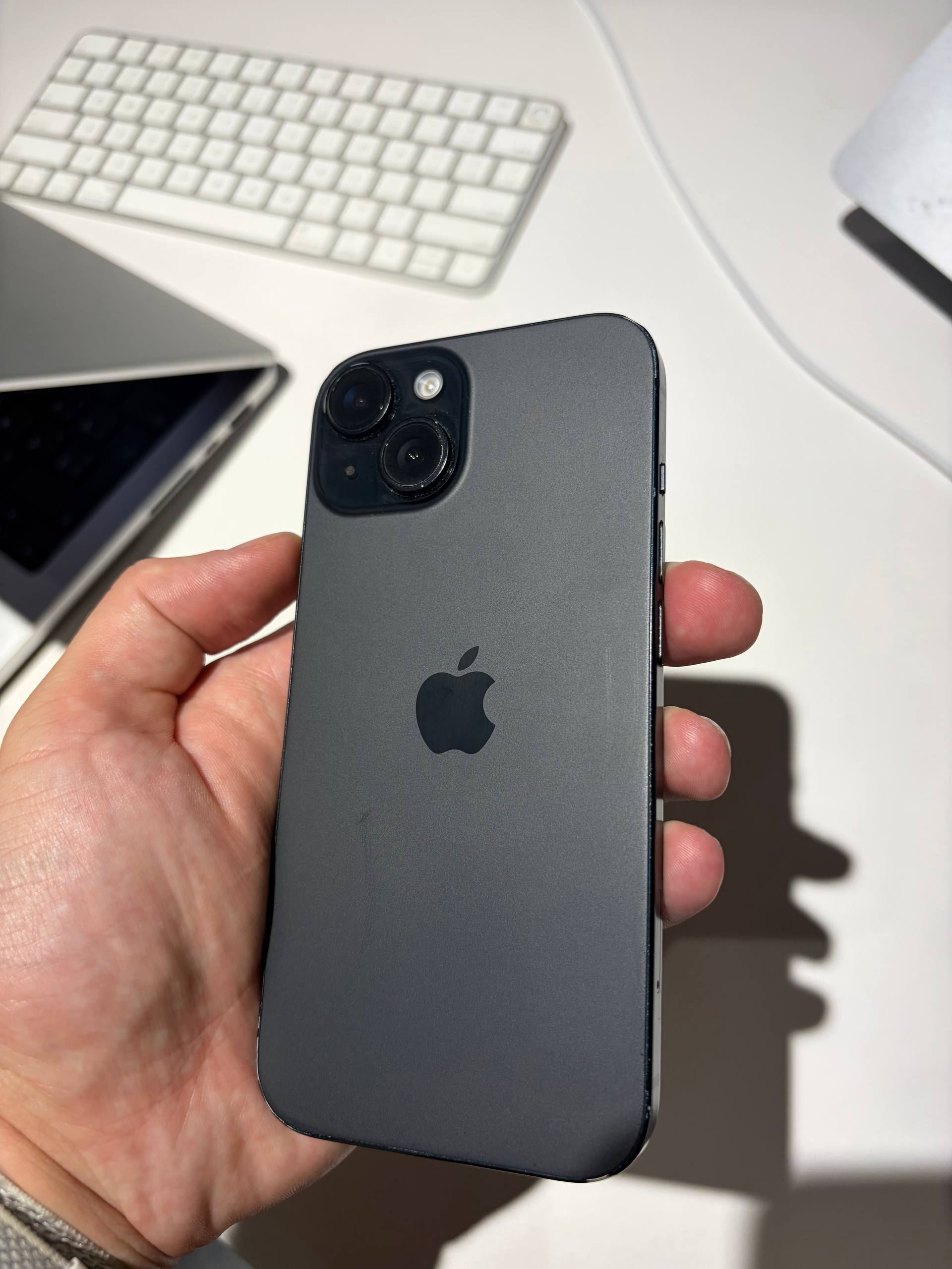 iPhone 15 128 GB