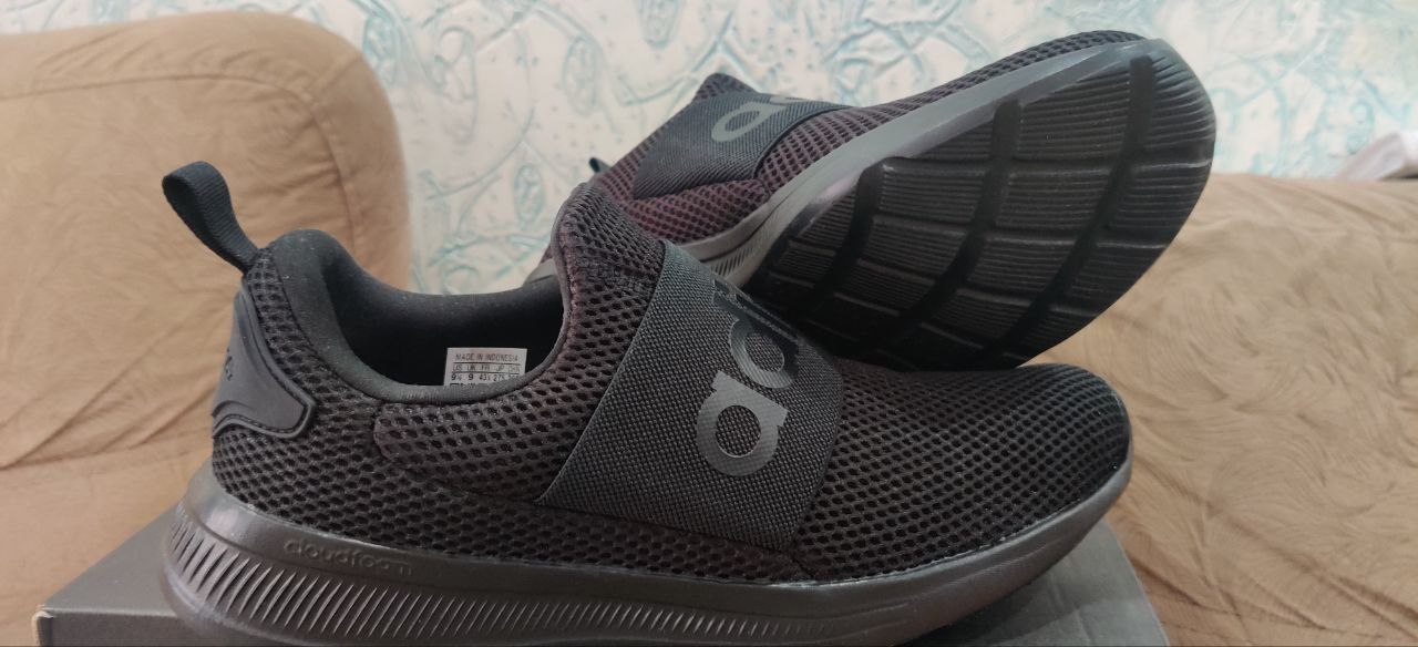 Кроссовки Adidas 43 размер