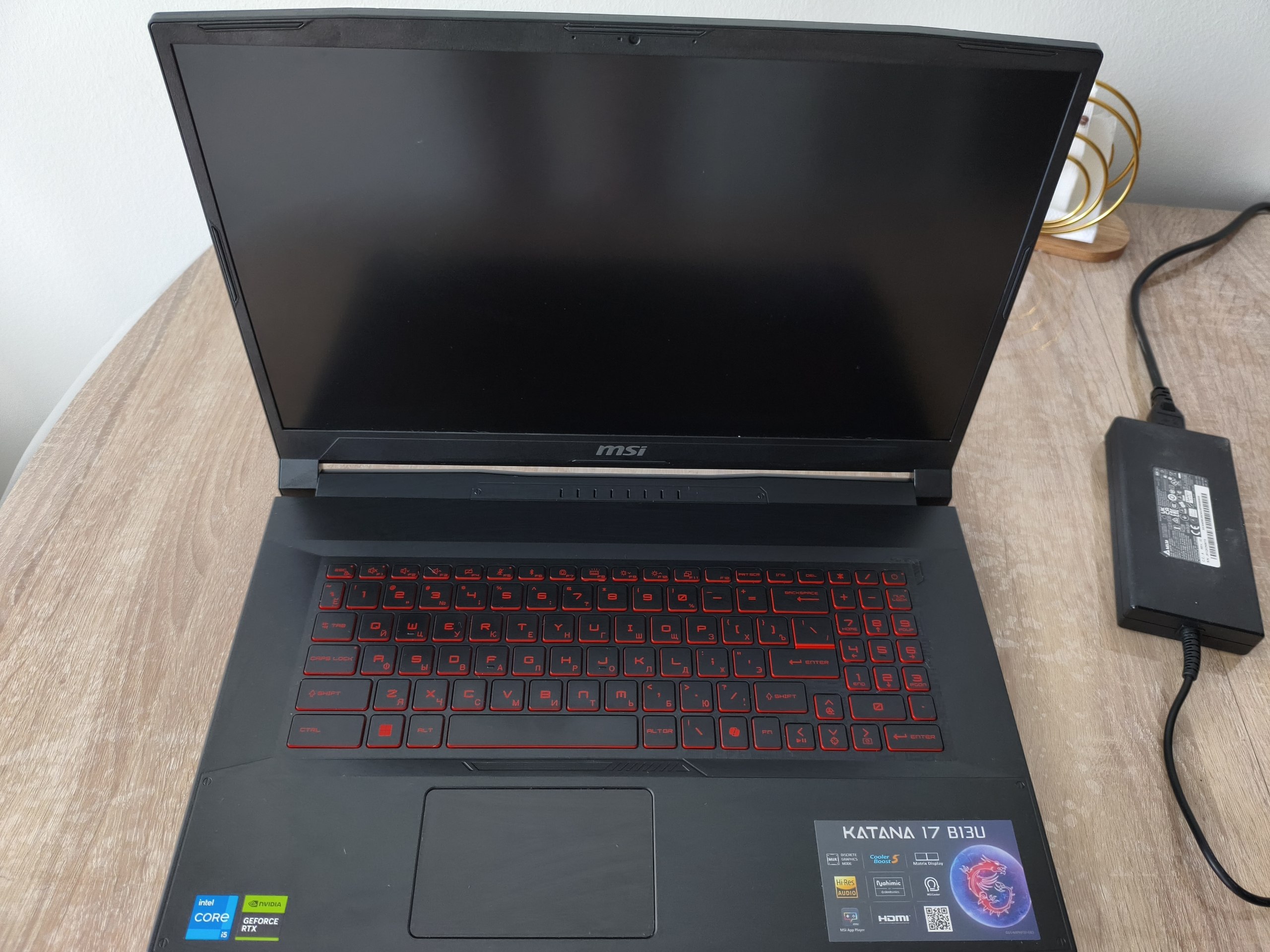 Ноутбук 17.3" Intel Core i5-12450H, RTX 3050, 16 ГБ, 512 ГБ SSD