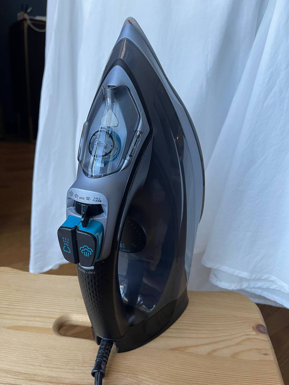 Утюг Philips PowerLife