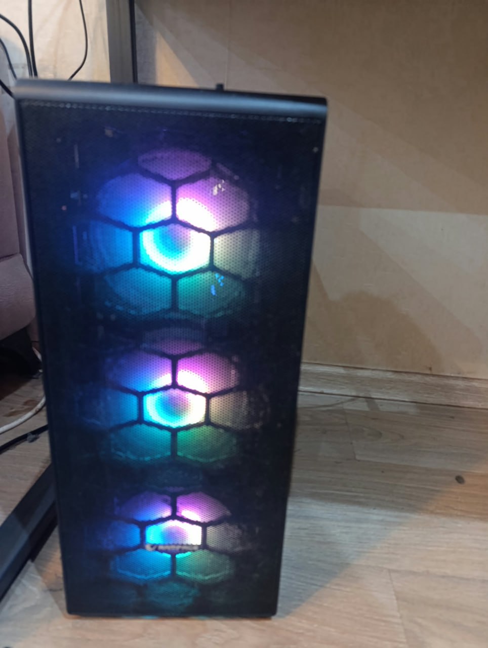 Игровой ПК: Gigabyte RTX 4060 Ti 16GB + Ryzen 7 5800X + 64GB Corsair Vengeance R