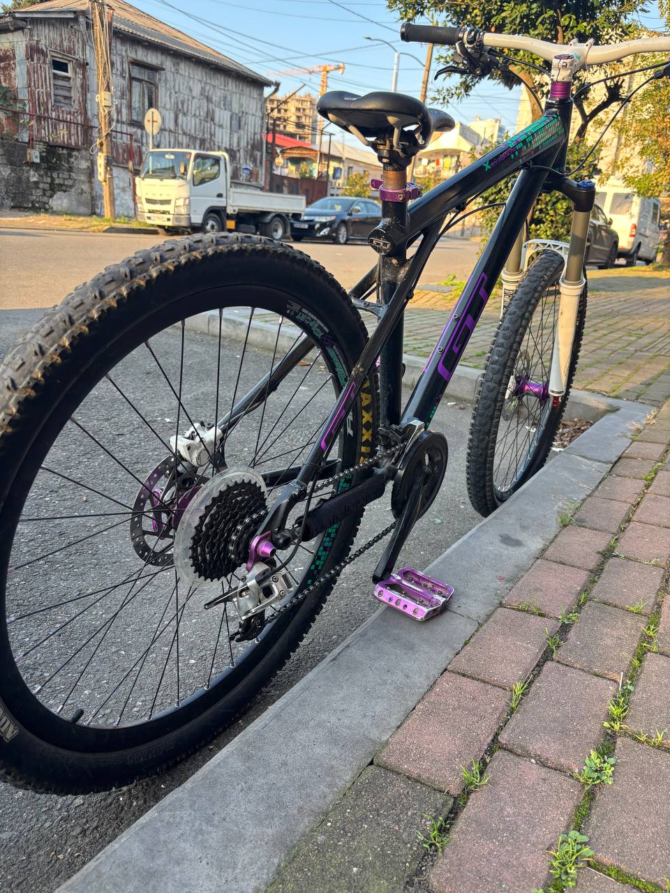 Горный велосипед GT Avalanche X, рама M, 26"