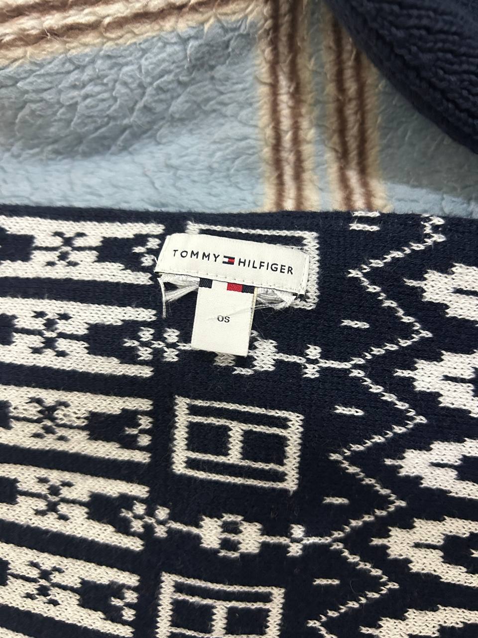 Шапка и шарф Tommy Hilfiger