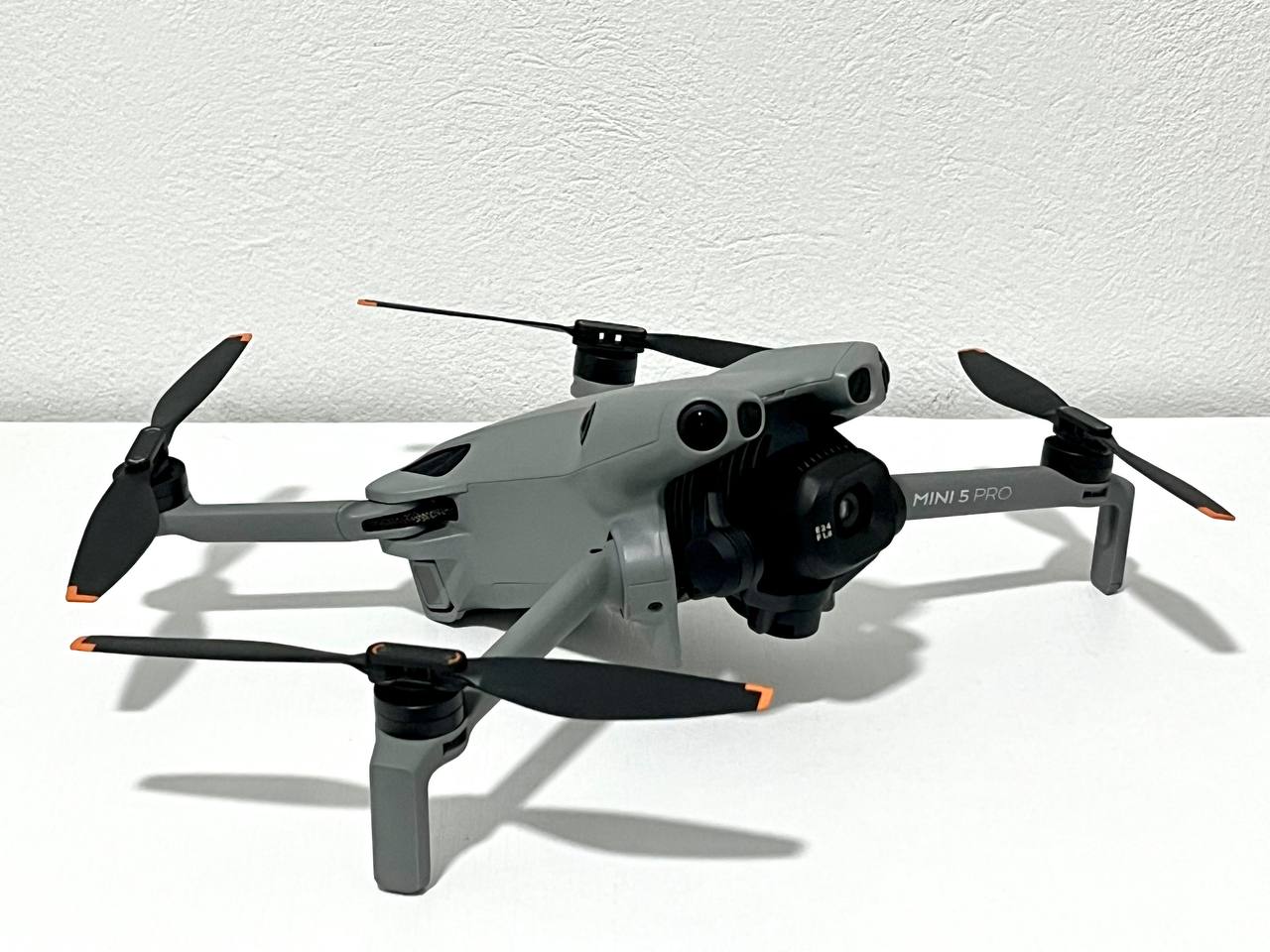 Дрон DJI Mini 5 Pro Fly More Combo Plus