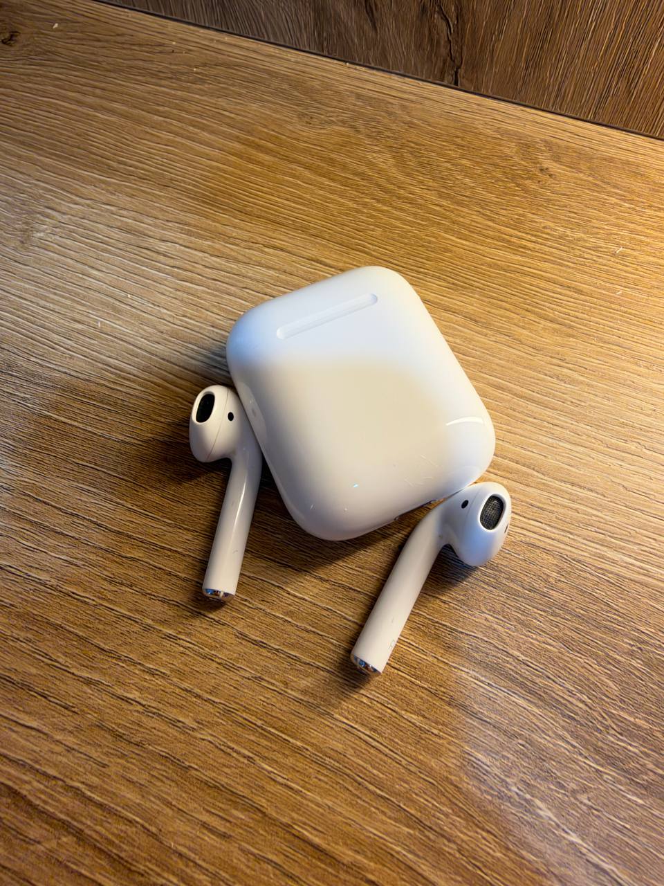 Apple AirPods 2