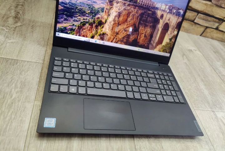 Ноутбук Lenovo IdeaPad S340-15IWL