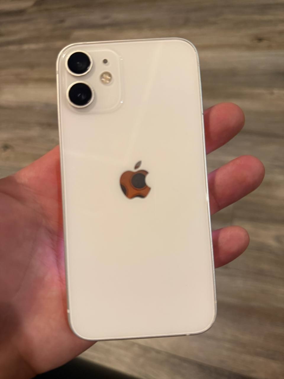 iPhone 12 mini 64 GB White