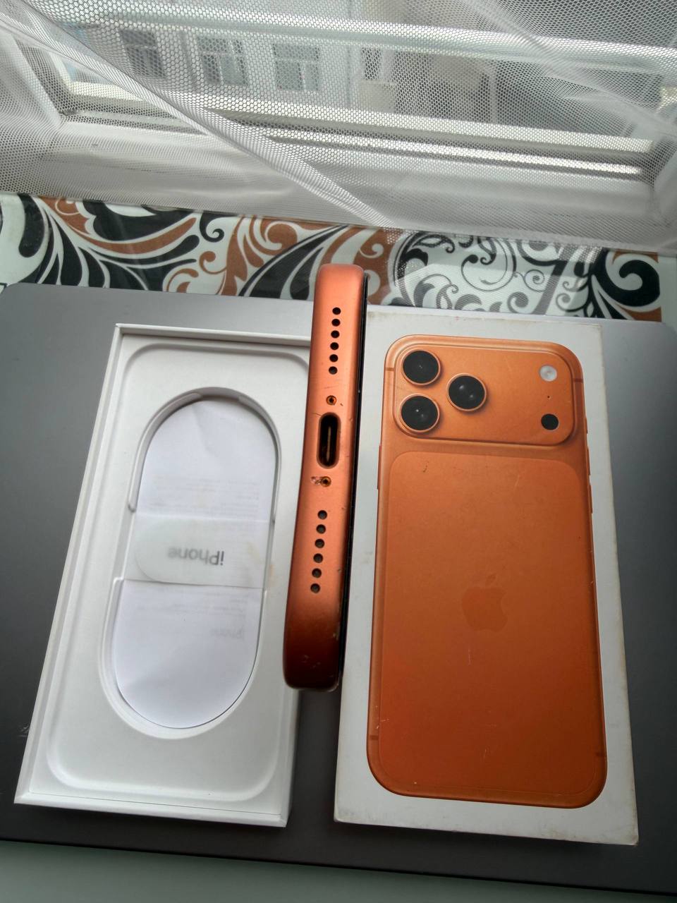 iPhone 17 Pro Max 256 ГБ оранжевый