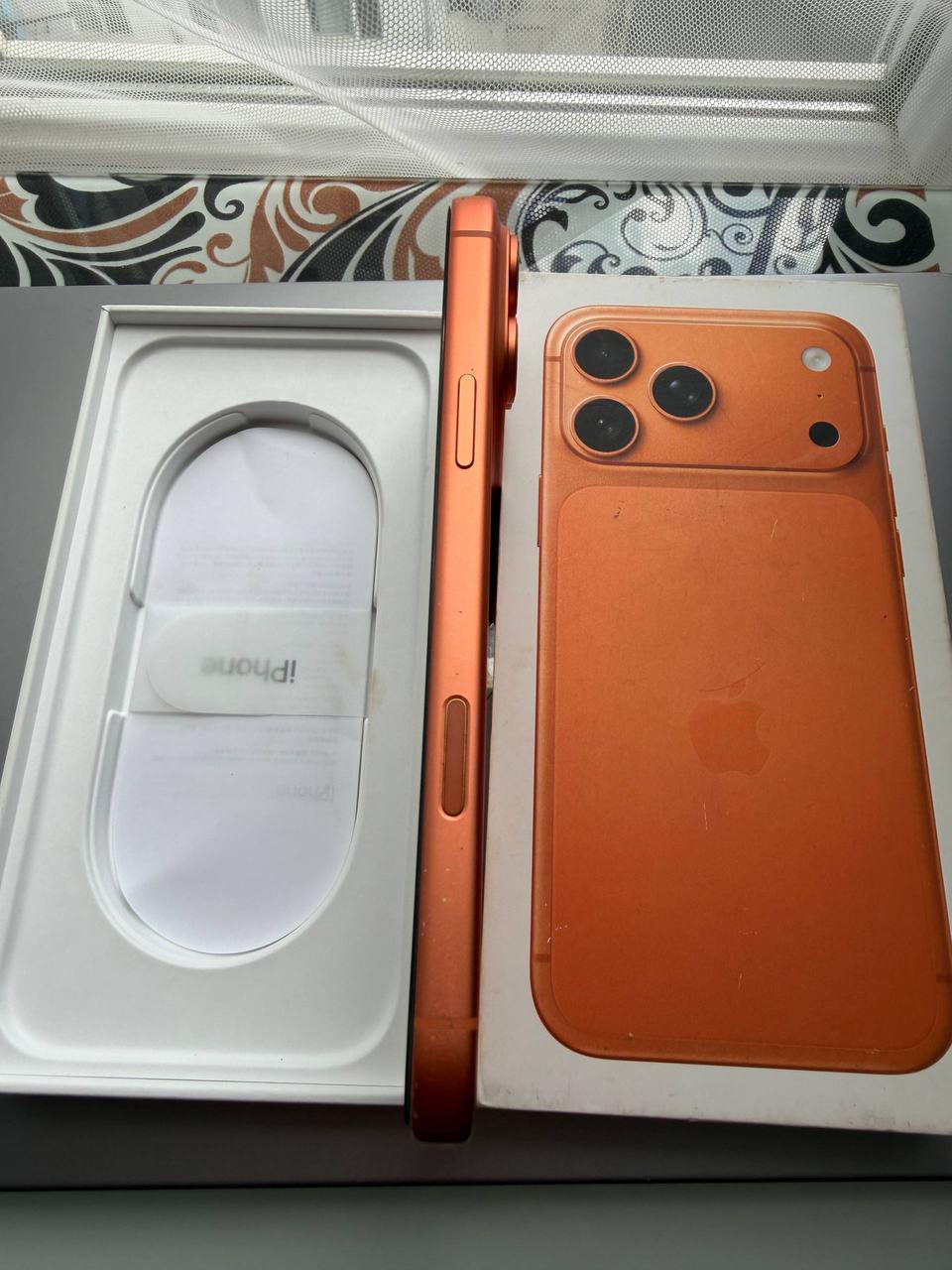 iPhone 17 Pro Max 256 ГБ оранжевый