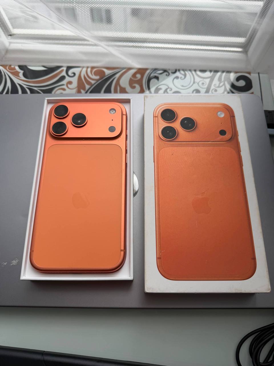 iPhone 17 Pro Max 256 ГБ оранжевый