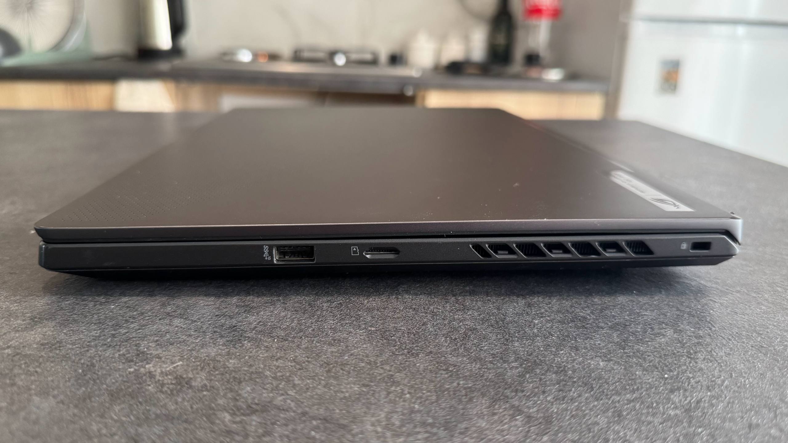 Ноутбук Asus ROG Zephyrus G15 GA503QR