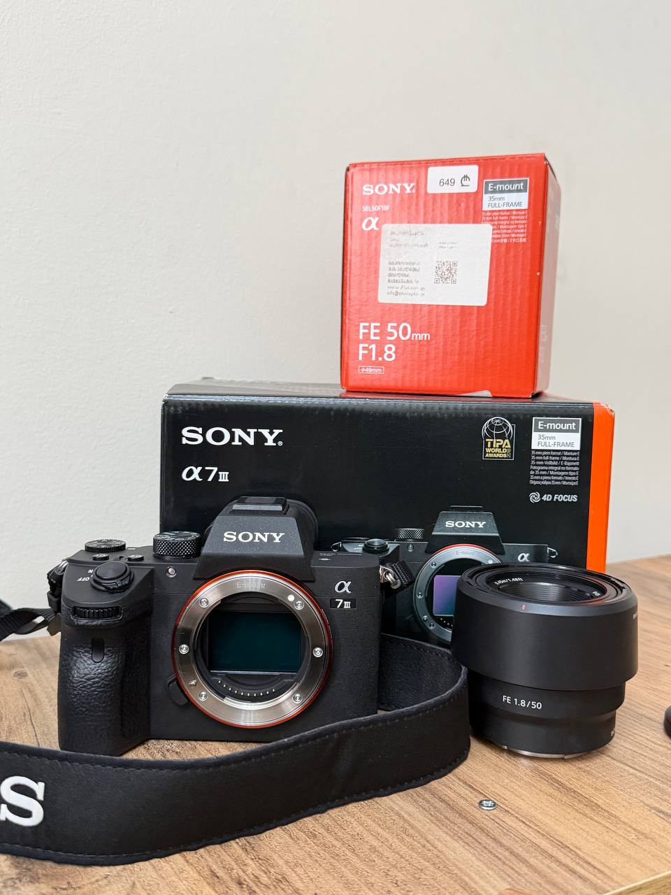 Sony A7 III + Sony FE 50mm f/1.8