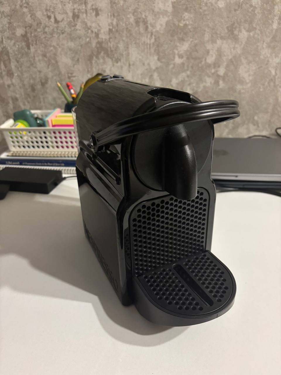 Капсульная кофемашина DeLonghi Nespresso Inissia