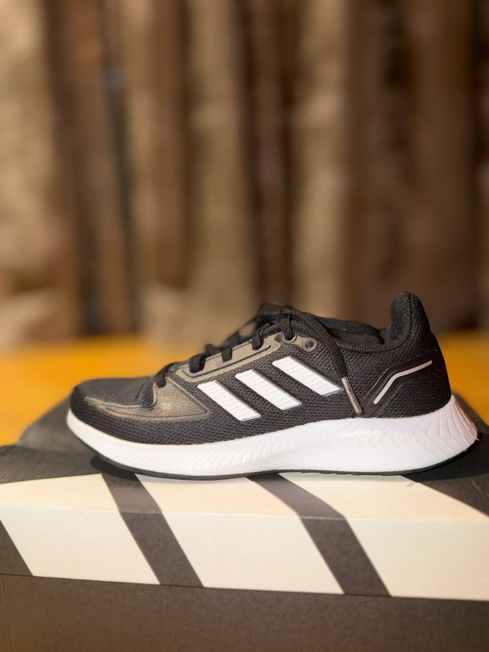Кроссовки Adidas