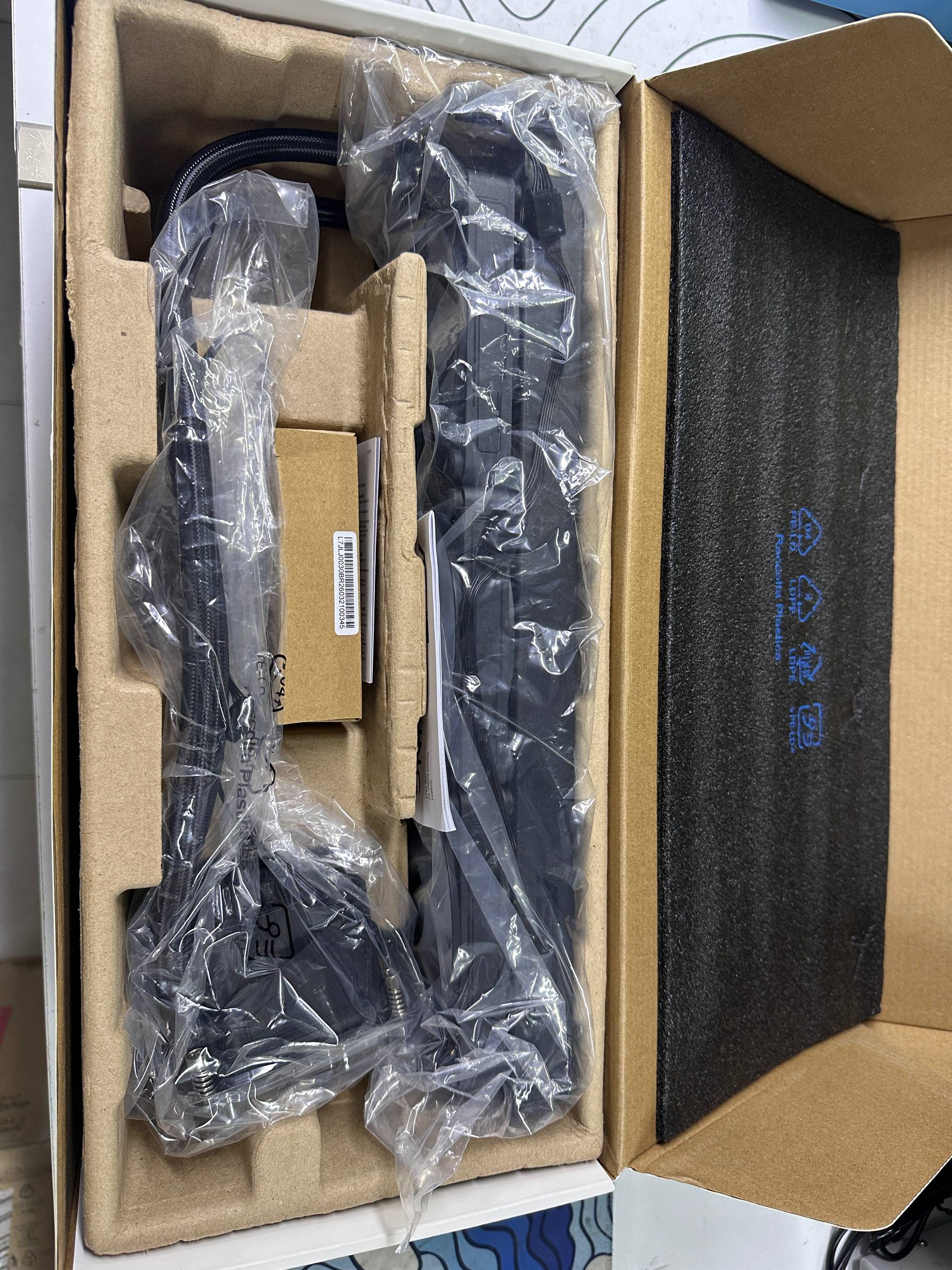 Водяное охлаждение ASUS Max Gaming LC360