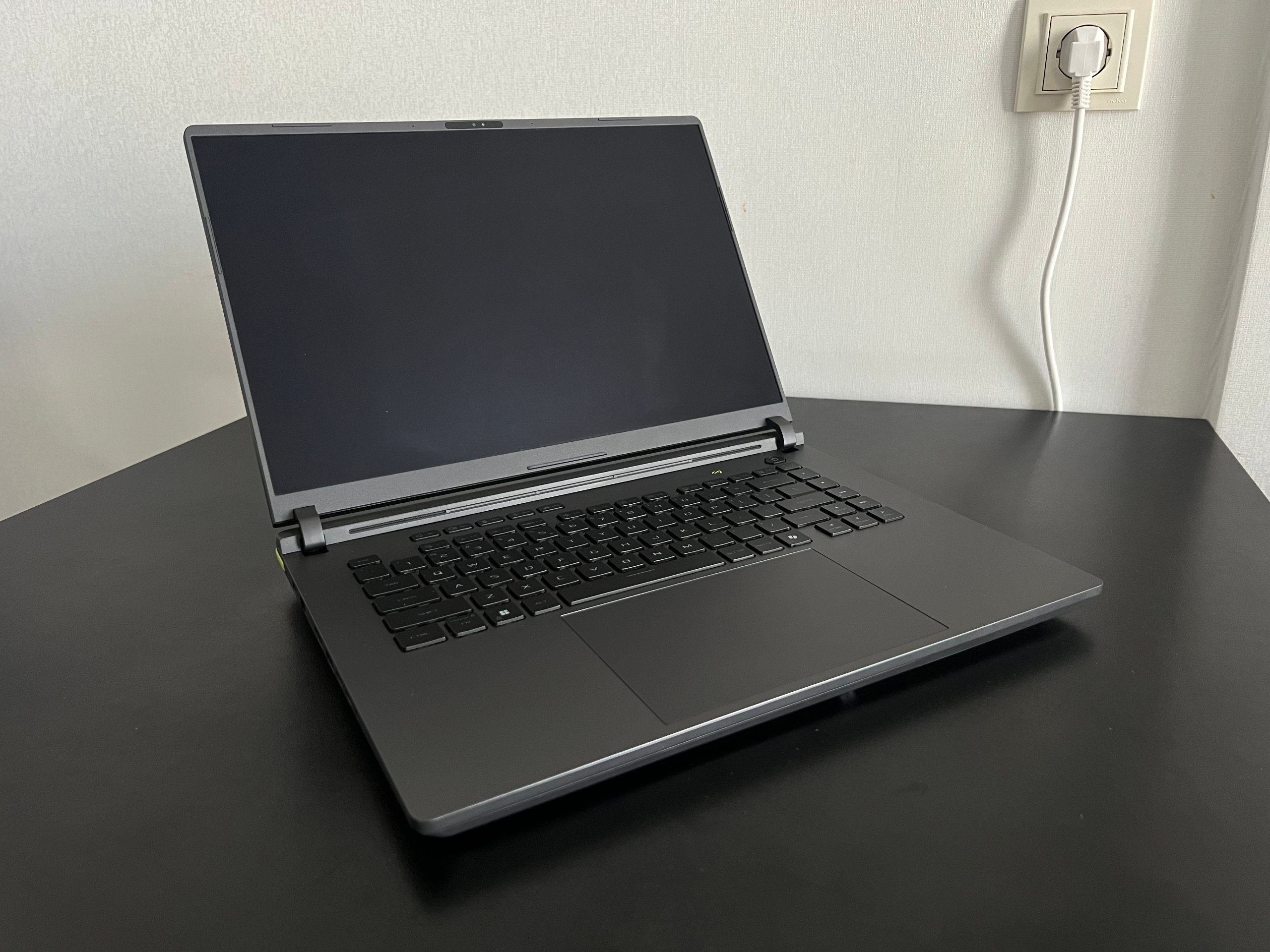 Ноутбук Asus ROG Strix G16 (G615LR), 2025