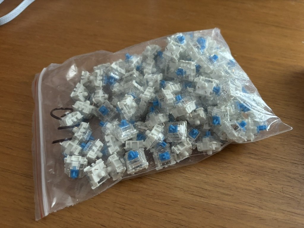 Свитчи Gateron G Pro Blue, 110 шт.