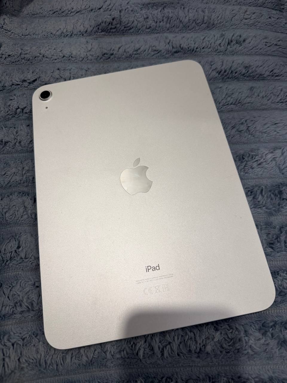 iPad 10-го поколения 64 ГБ