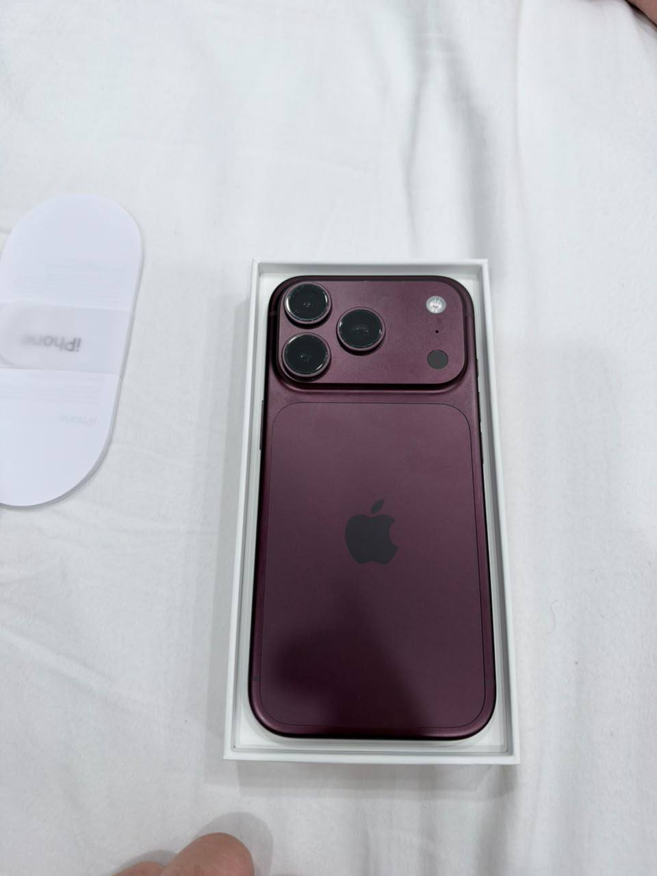 iPhone 18 Pro SIM/eSIM