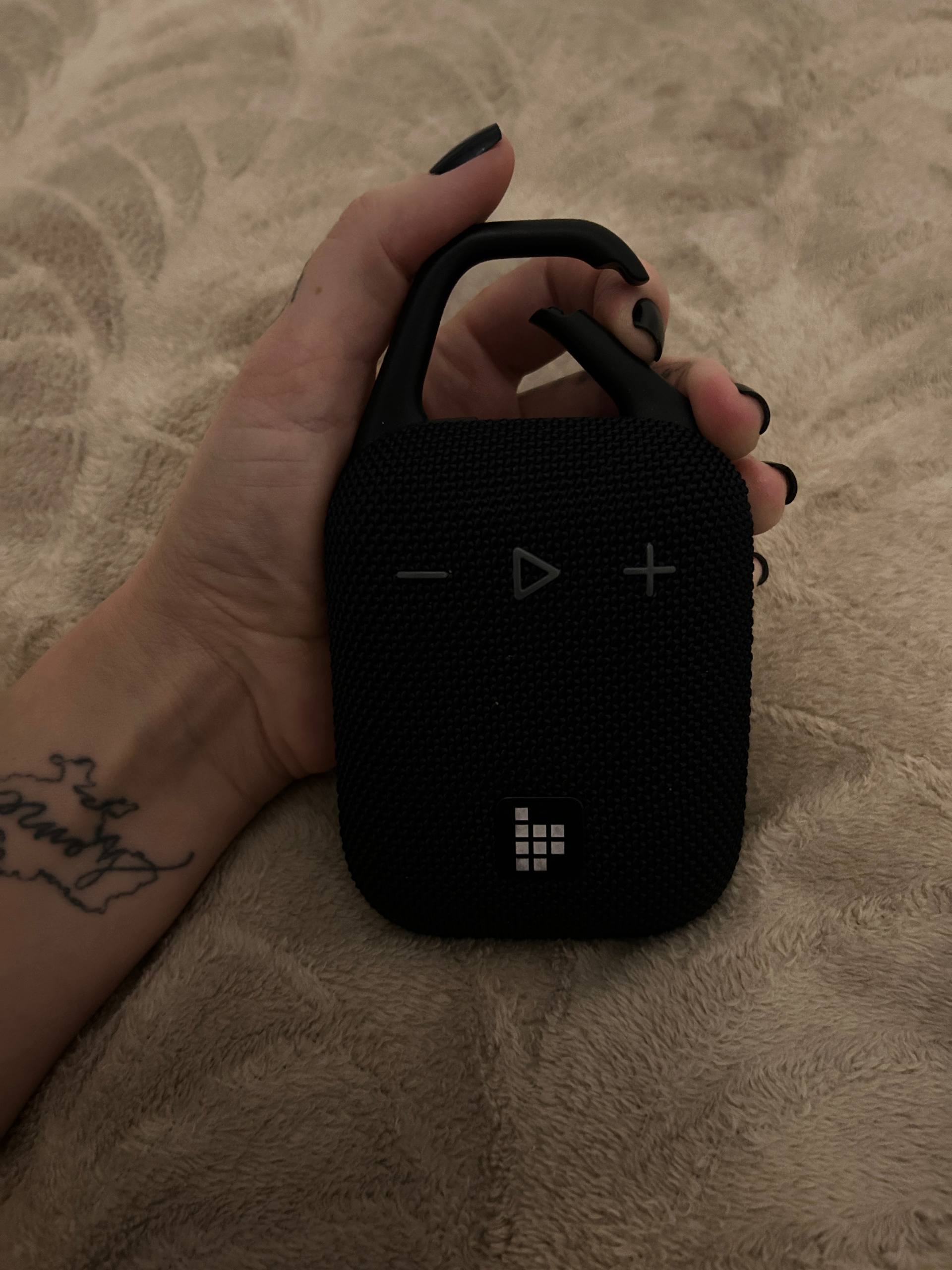Портативная колонка Tronsmart Mirtune H1