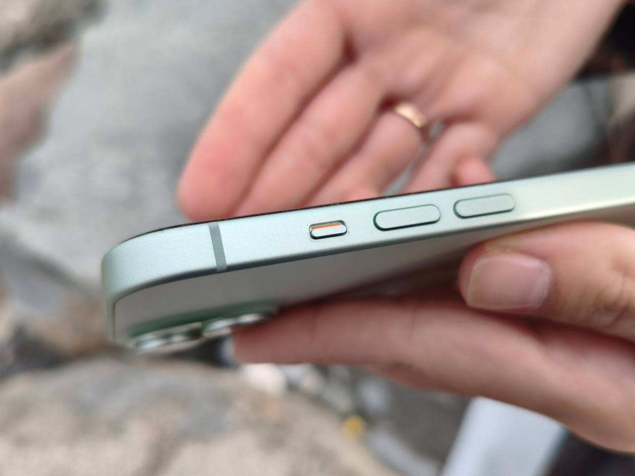 Apple iPhone 15
